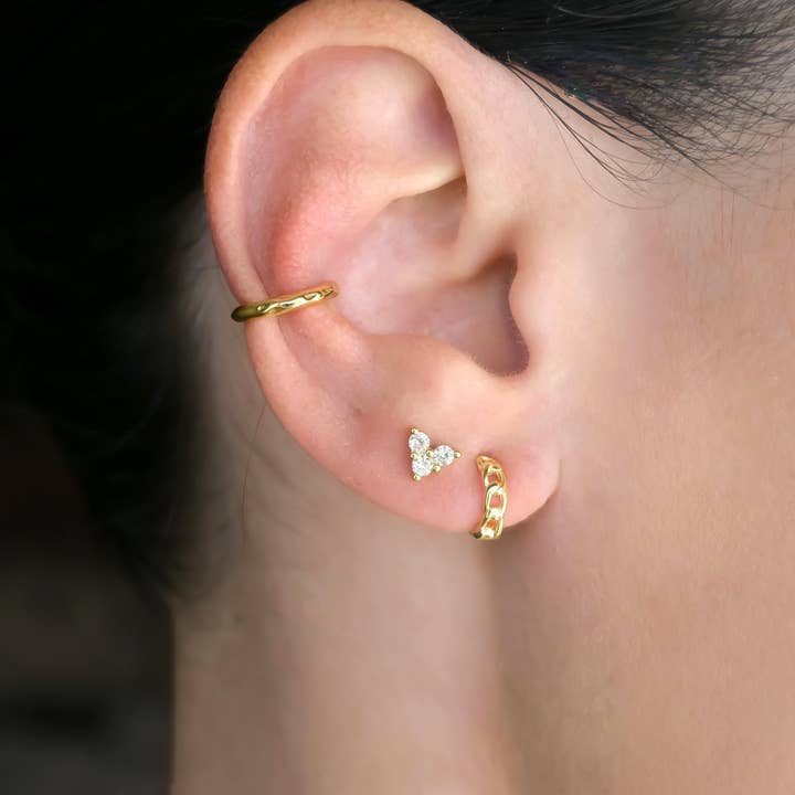 Silver Curb Link Huggies, Clover Studs & Ear Cuffs for wholesale by Blueyejewelry