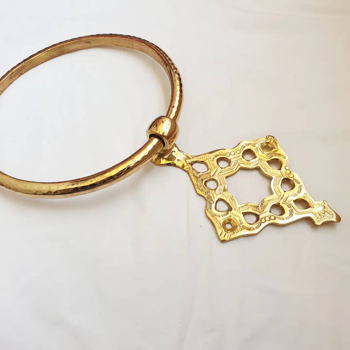 High crafty - Wholesale Bath Soap Dish - Elegant Brass Soap Dish & Towel Holder Set — Hand-Carved Mor5