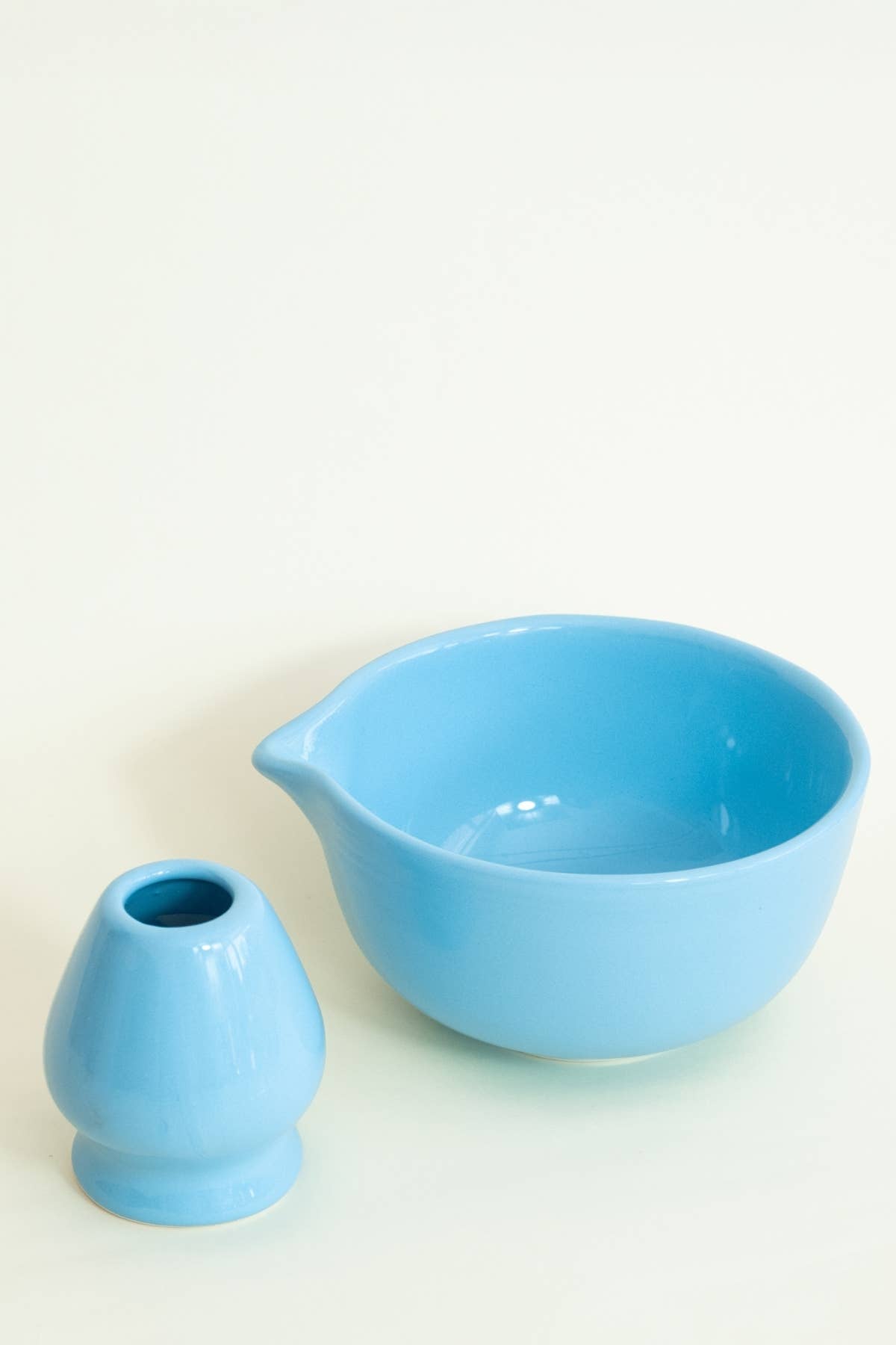 Beige & Stone – Tigela por atacado – Conjunto artesanal de tigela para matchá e suporte para batedor em cerâmica11