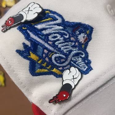 Pin Pal Limited - Wholesale Lapel Pin/Button - Kaws Hands 2 PC Pin Set2