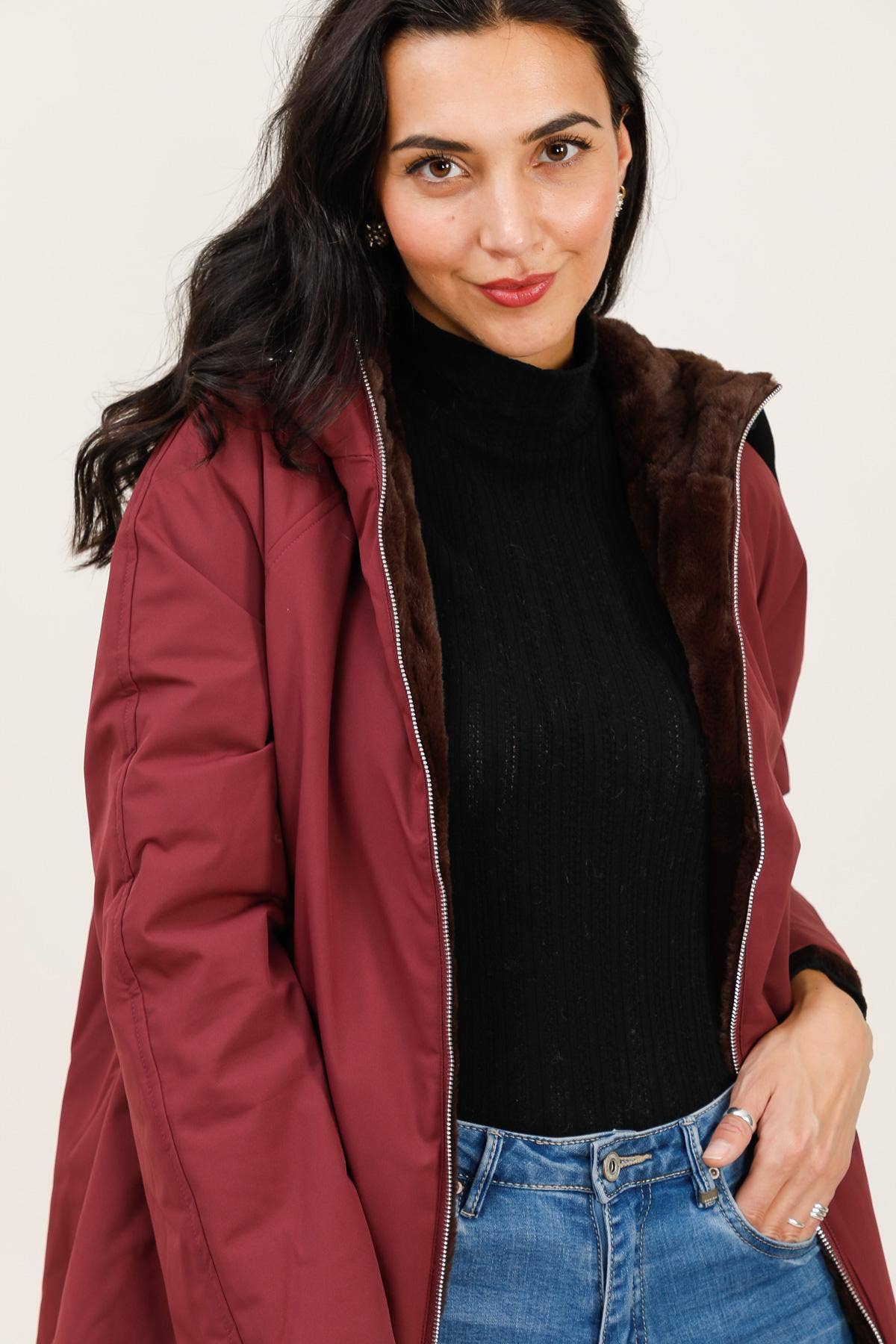 Attrait Paris - Wholesale Parka - Women's - Long hooded parka, reversible fur (Copy)17