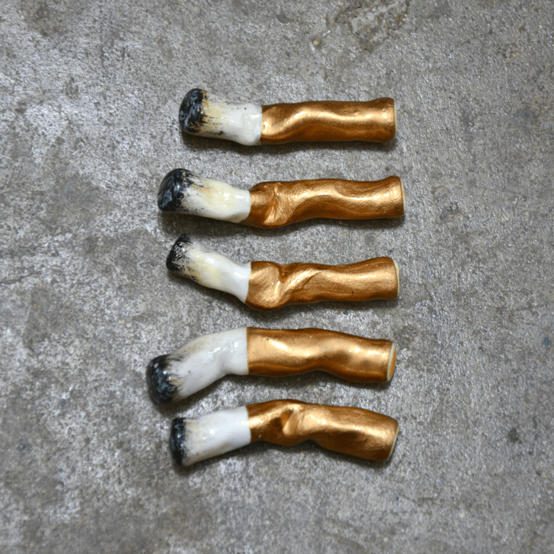 House of Savage - Wholesale Decorative Tabletop Object - MILLIONAIRE BUTTS - SET OF FIVE4