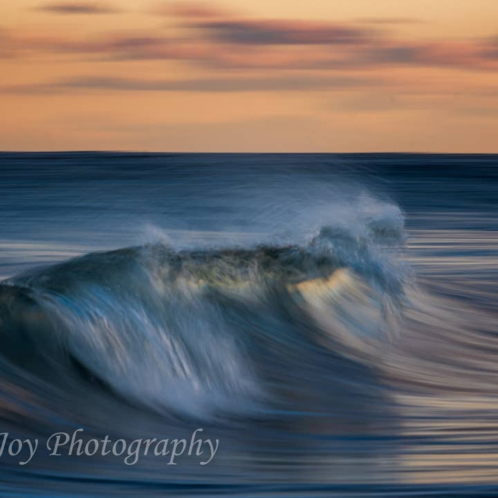 Ocean Leap pour la vente par Erica Joy Photography
