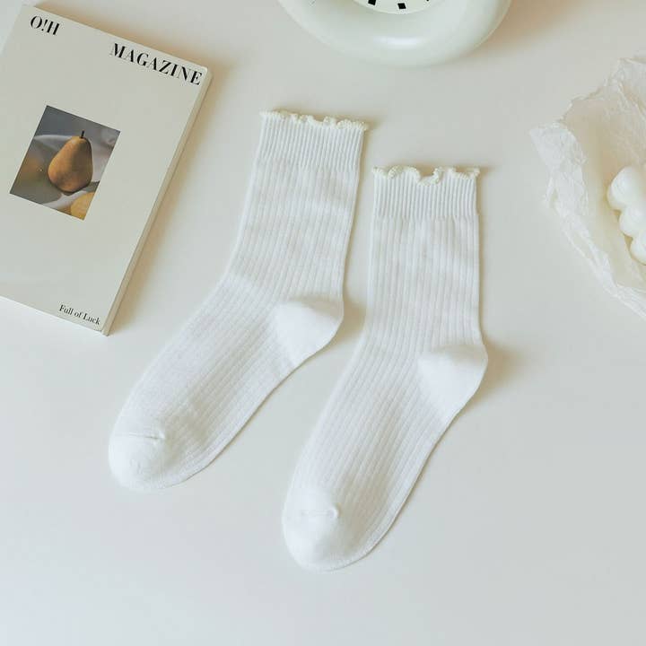 ACCITY - Wholesale Socks - Women's - SOLID COLOR RUFFLED ALL-MATCH SOCKS_CWMS09011