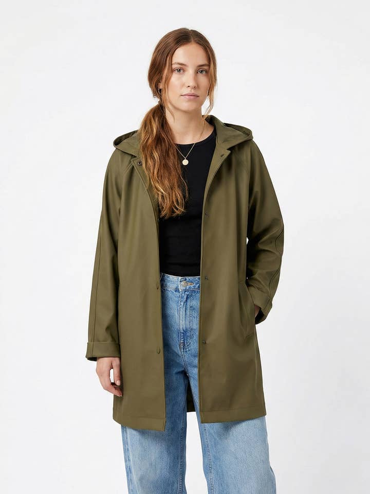 PARKA IMPERMEABILE CON CAPPUCCIO per la vendita all'ingrosso da parte di KZELL PARIS