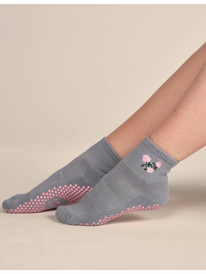 LUCKY HONEY - Wholesale Socks - Women's - The Harlow Grip Sock41