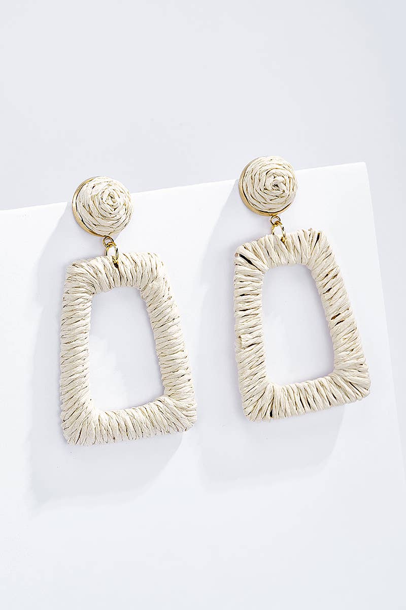 BYREN | ÉLINE L'ATELIER - Wholesale Dangle Earrings - Straw earrings with steel stud 124NN053
