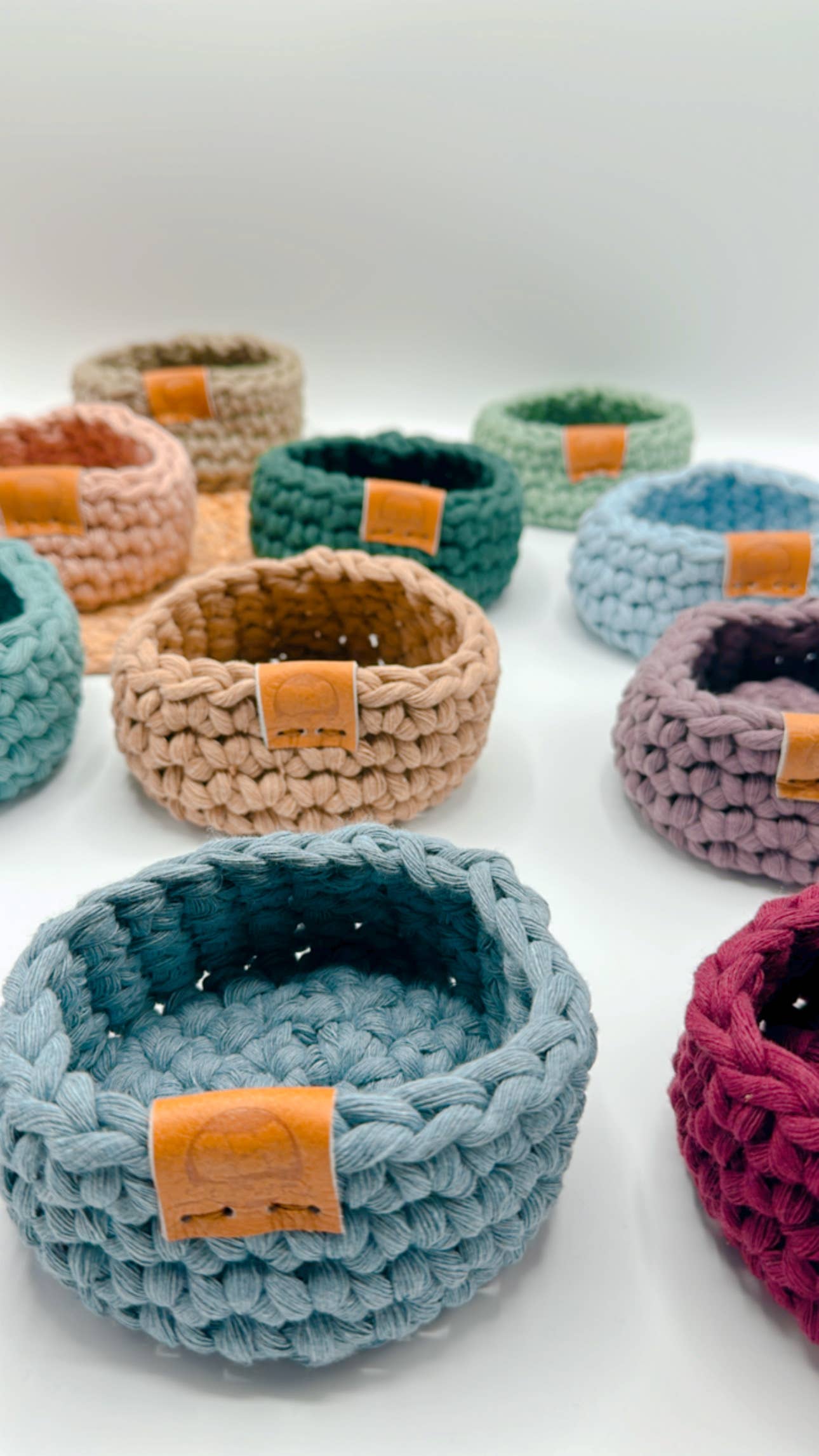 Lilly Bird Crochet - Wholesale Basket - Mini Oil basket / Trinket ( SOLID COLOR)4