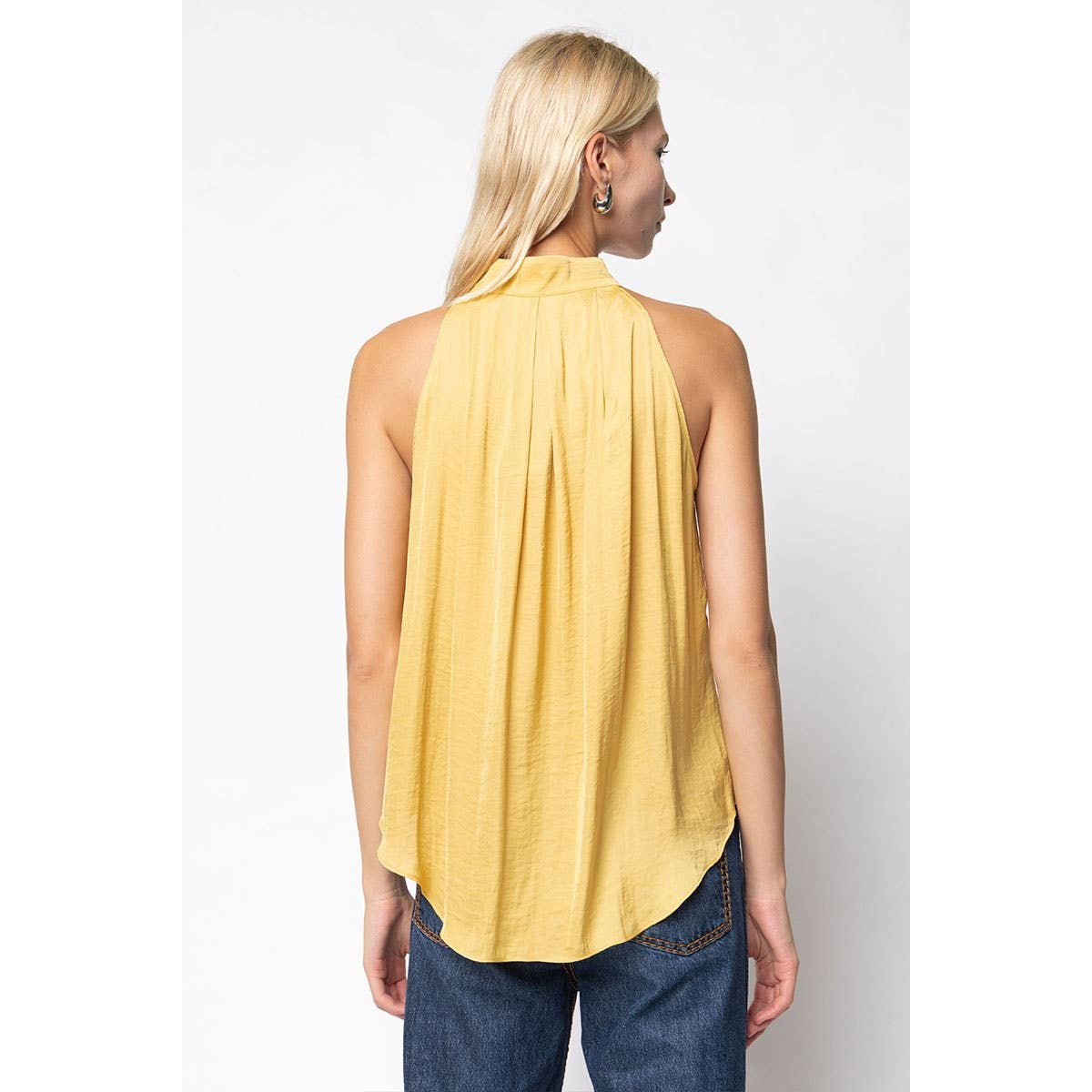 Naked Zebra - Vente Débardeur – femme - Haut sans manches boutonné à bordure festonnée1