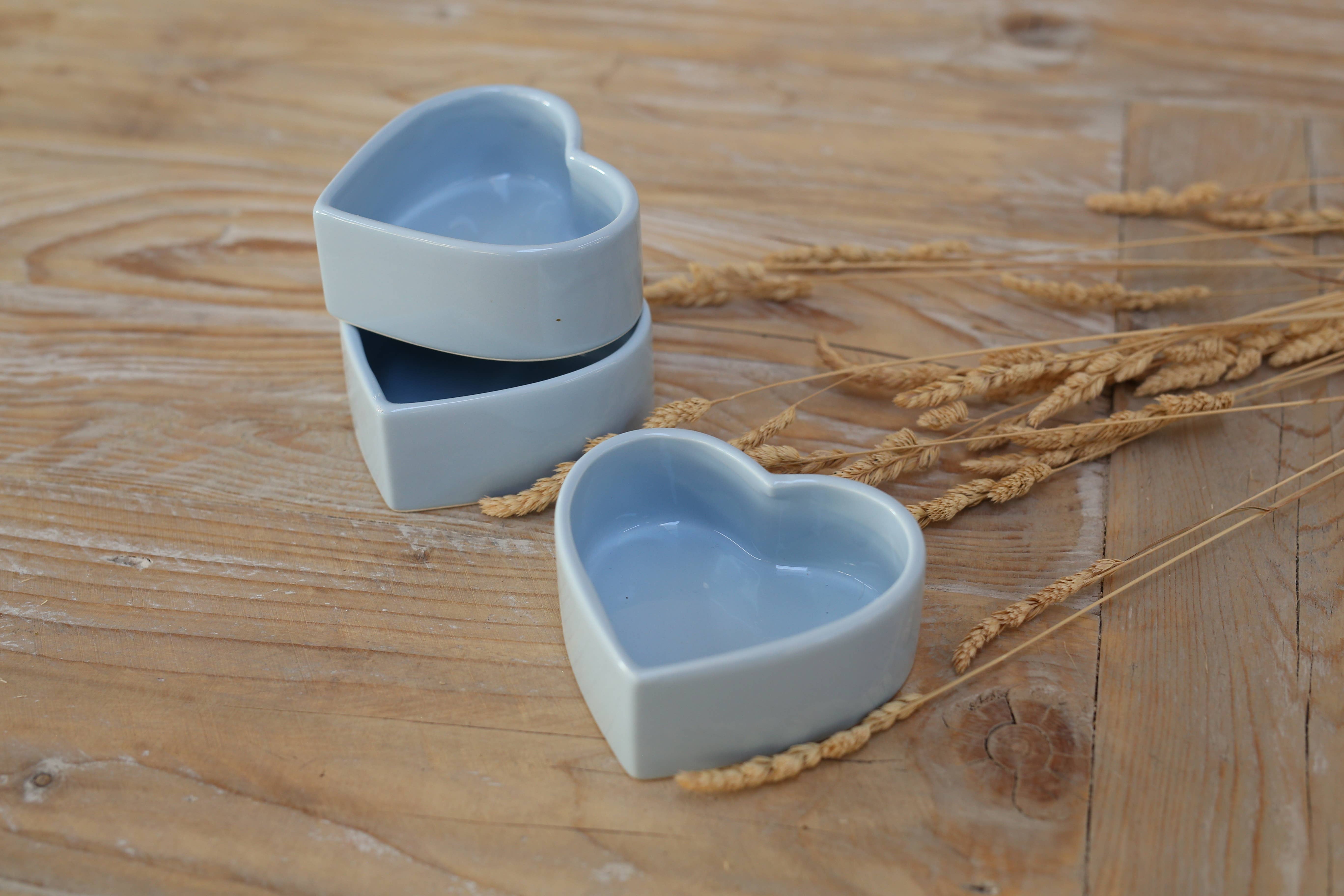 Luxe Lodge - Vente Assiettes/plats/bols de décoration - Bol en céramique en forme de coeur0