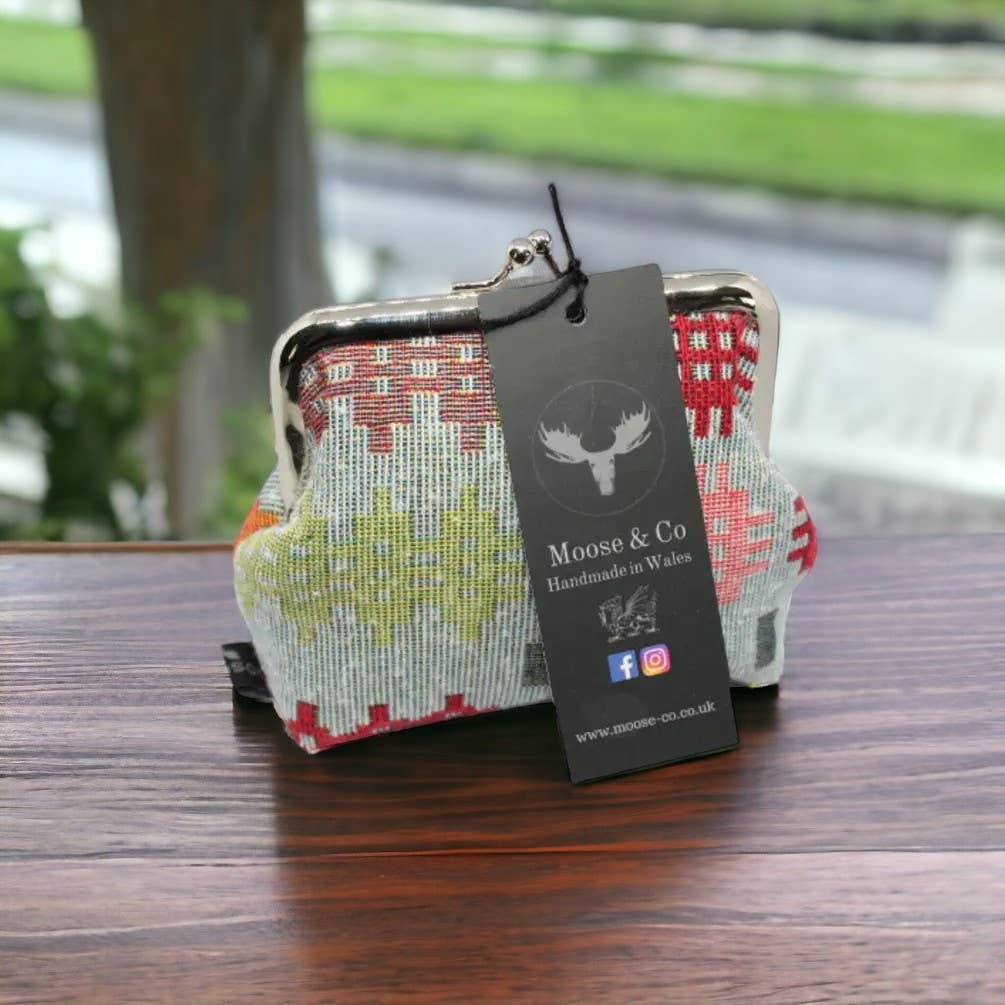 Moose & Co - Wholesale Coin Purse - Women's - Vintage style coin purse Welsh tapestry Blanket design  1