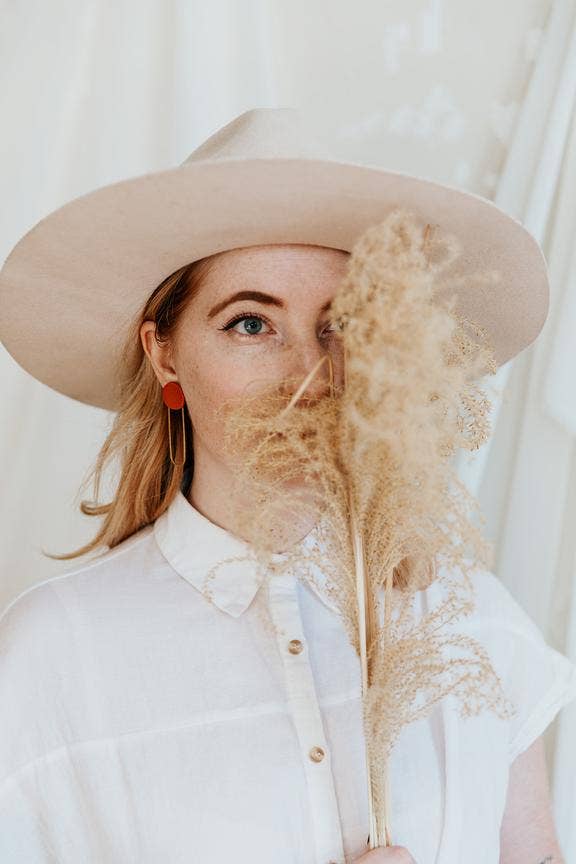 Heritage & Bloom – Großhandel Hoops – Zoe Oval Ohrringe5