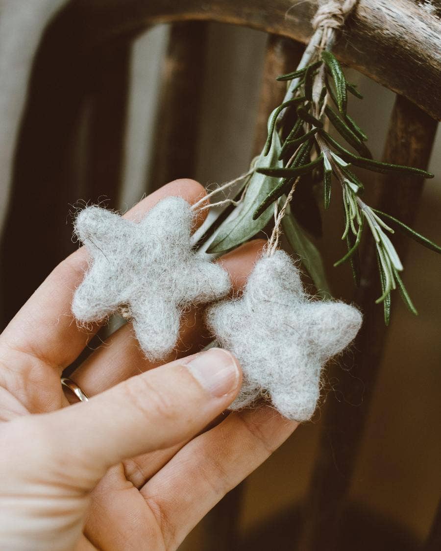 Goldrick Natural Living - Vente Lots de décorations - Stars of Wonder | Laine naturelle3