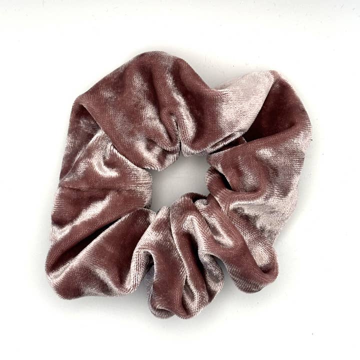 QuietJoy - Wholesale Scrunchie - Women's - Pink Velvet Handmade Scrunchie2
