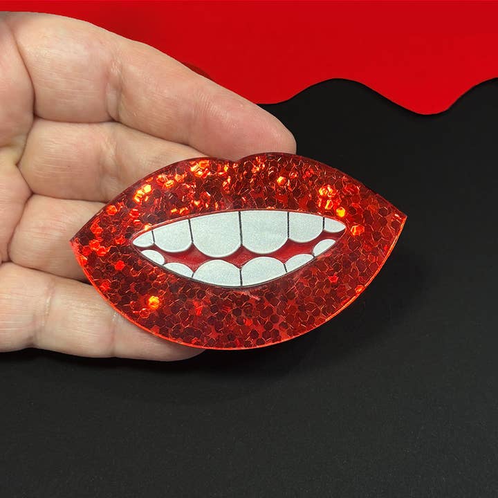 Audacious Studio - Wholesale Brooch - Dali's Smile Brooch1