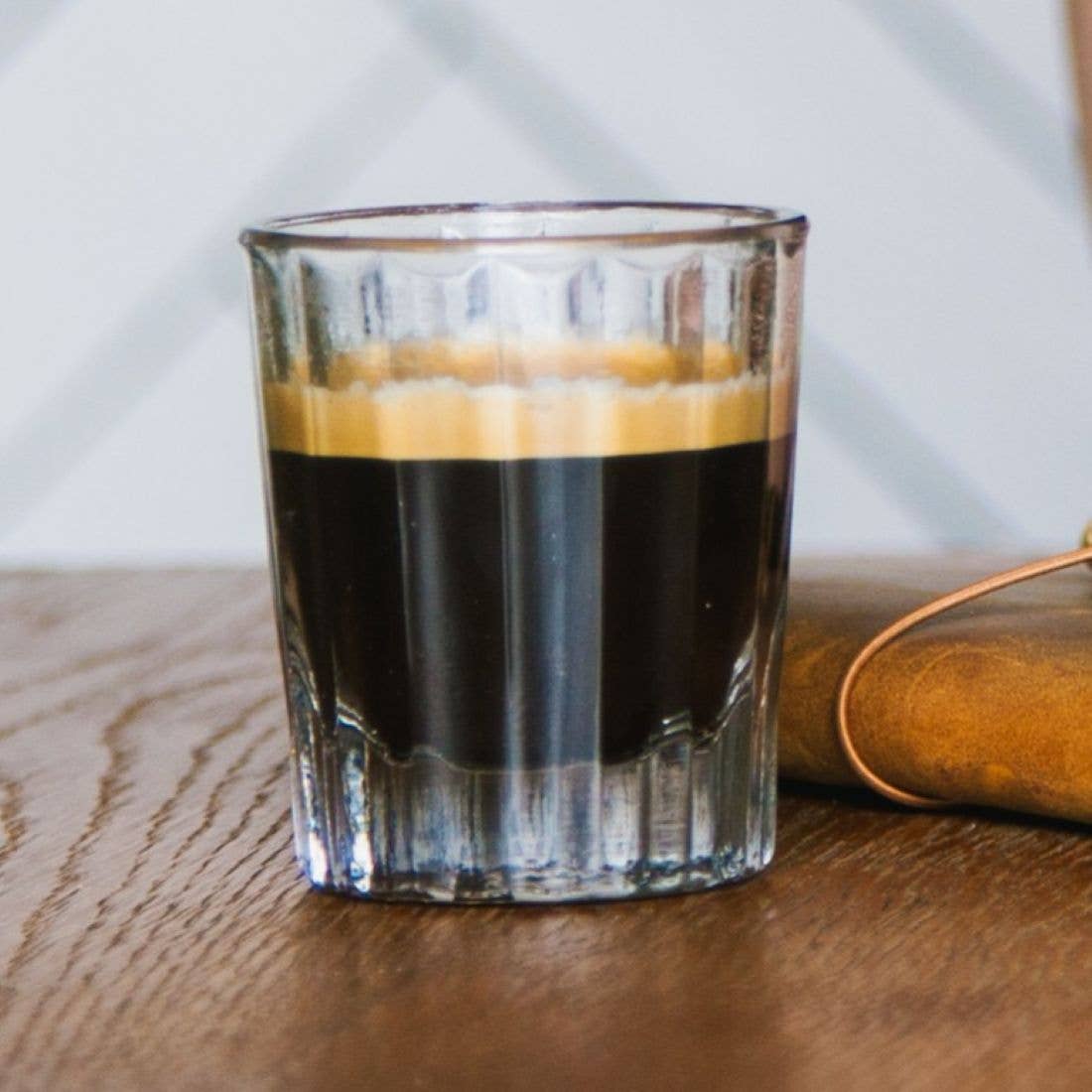 Brût Home and Glassware – Großhandel Cocktail-/Schnapsglas – Espressoglas Reed | 7 CL | klar | Espressotassen