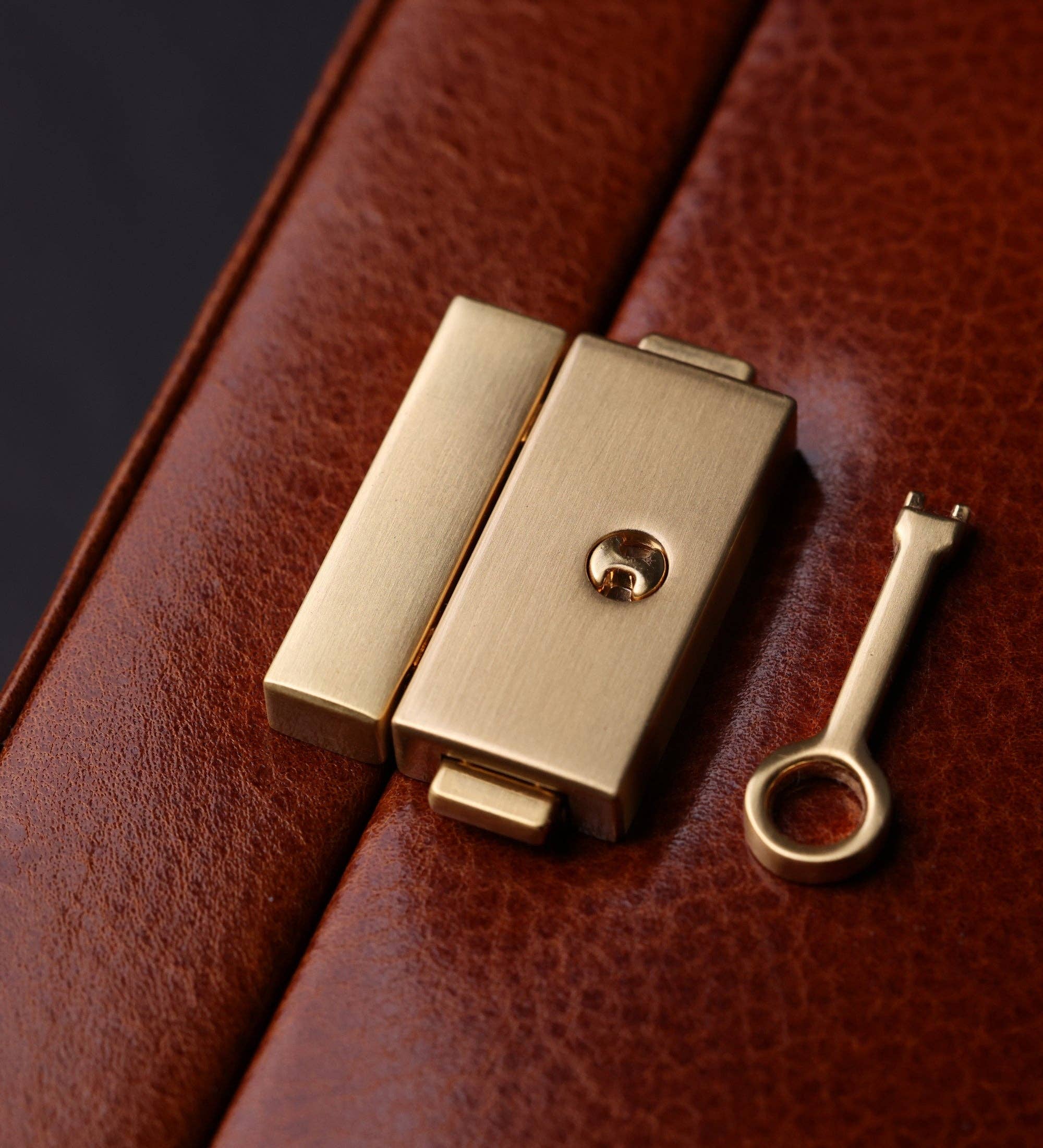 Time Resistance - Vente Boîte/rangement à bijoux - Boîte à montres en cuir Herzog, organiseur de montres40