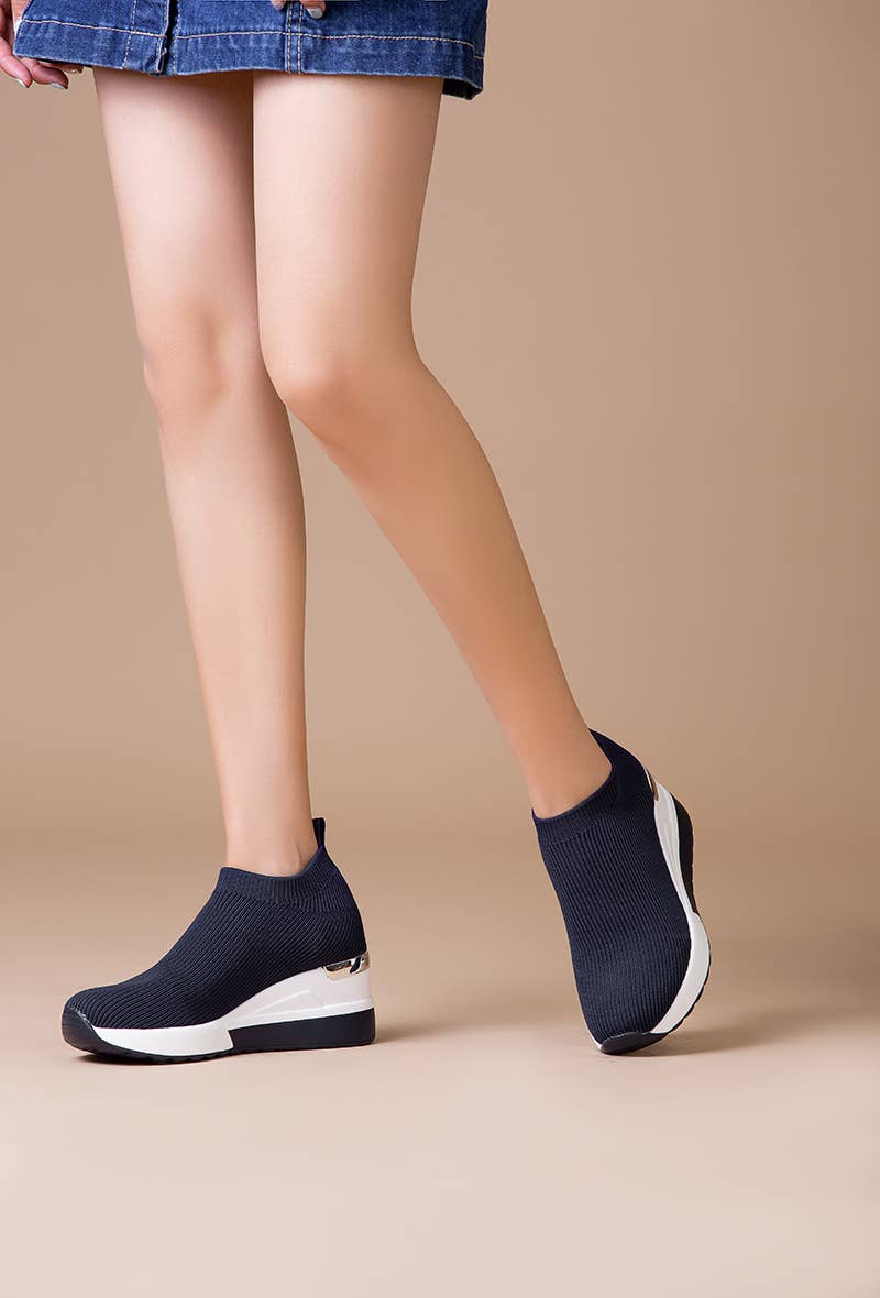 LADY GLORY – Engroshandel Slip on-sneakers – Kvinder – Slip-on sneakers med kilehæl og sokkedesign10