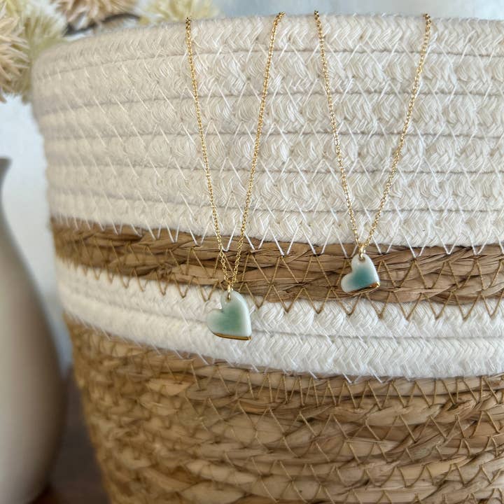 Sojourn Studio - Wholesale Pendant/Charm Necklace - Meredith Deanne Heart2