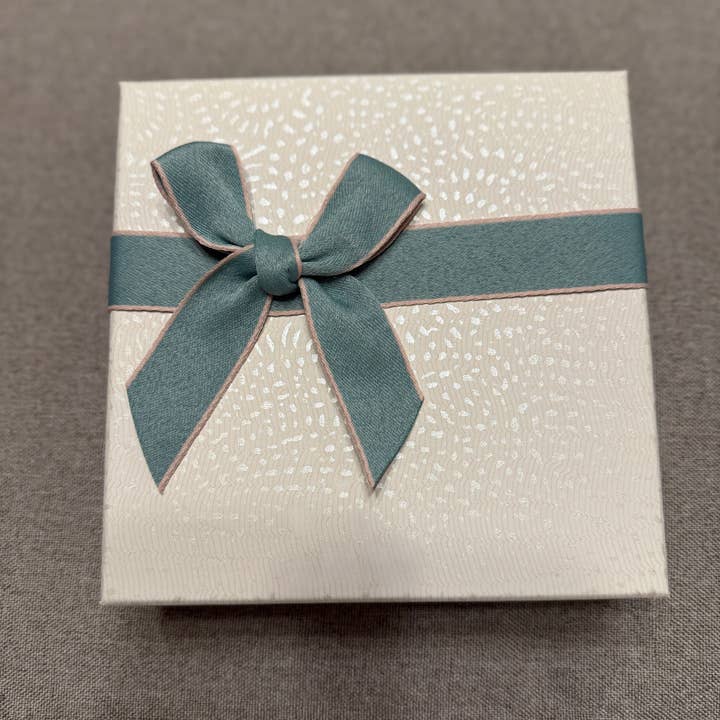 Premium Ribbon Gift Box Empty –6.5" Square Holiday Packaging for wholesale by DrifWoo