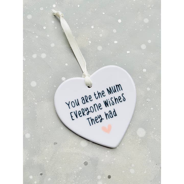 The Gift Club – Ornamento por atacado – Best Mum Ceramic Heart Ornament Kepsake1