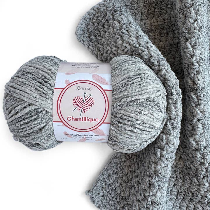 KnitPal - Wholesale Yarn - Chenillique Velvet Chenille Crochet Yarn - Worsted Weight 424