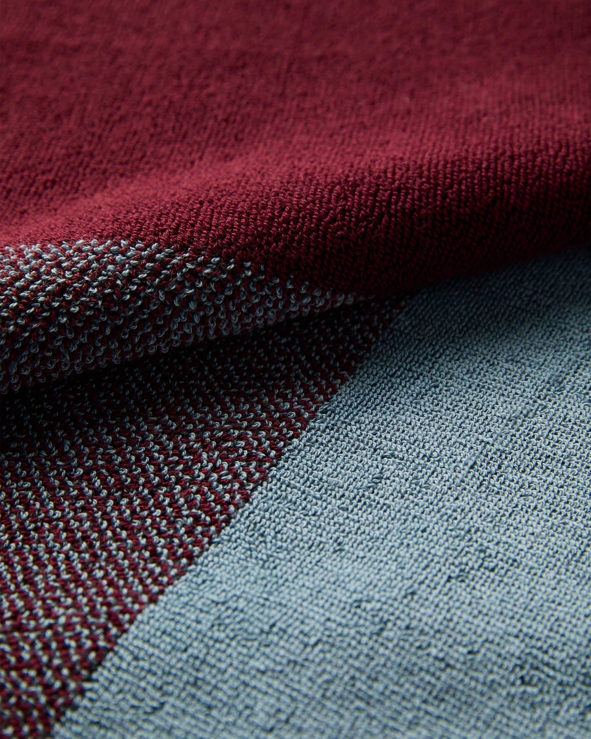 Bleu ciel Bordeaux Set de serviettes de bain Blend Sky Blue Bordeaux (2 pièces) en vente sur Faire8