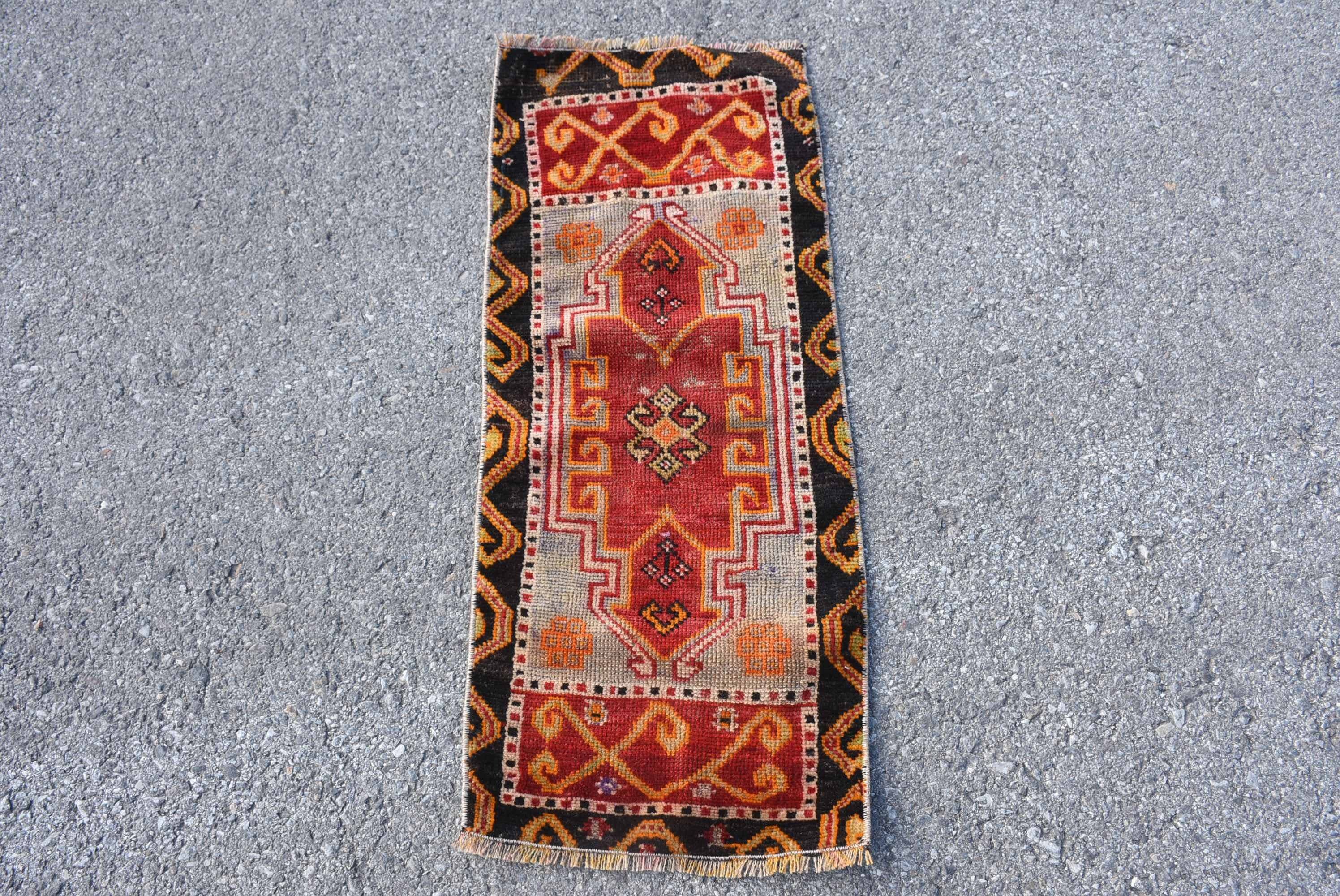 Vintage Rugs Loom - Vendita all'ingrosso Tappetini da bagno - Tappeto Patchwork Kilim Rosso Fatto a Mano, Tappeto di 1,3x3,1 Piedi Quadrati0
