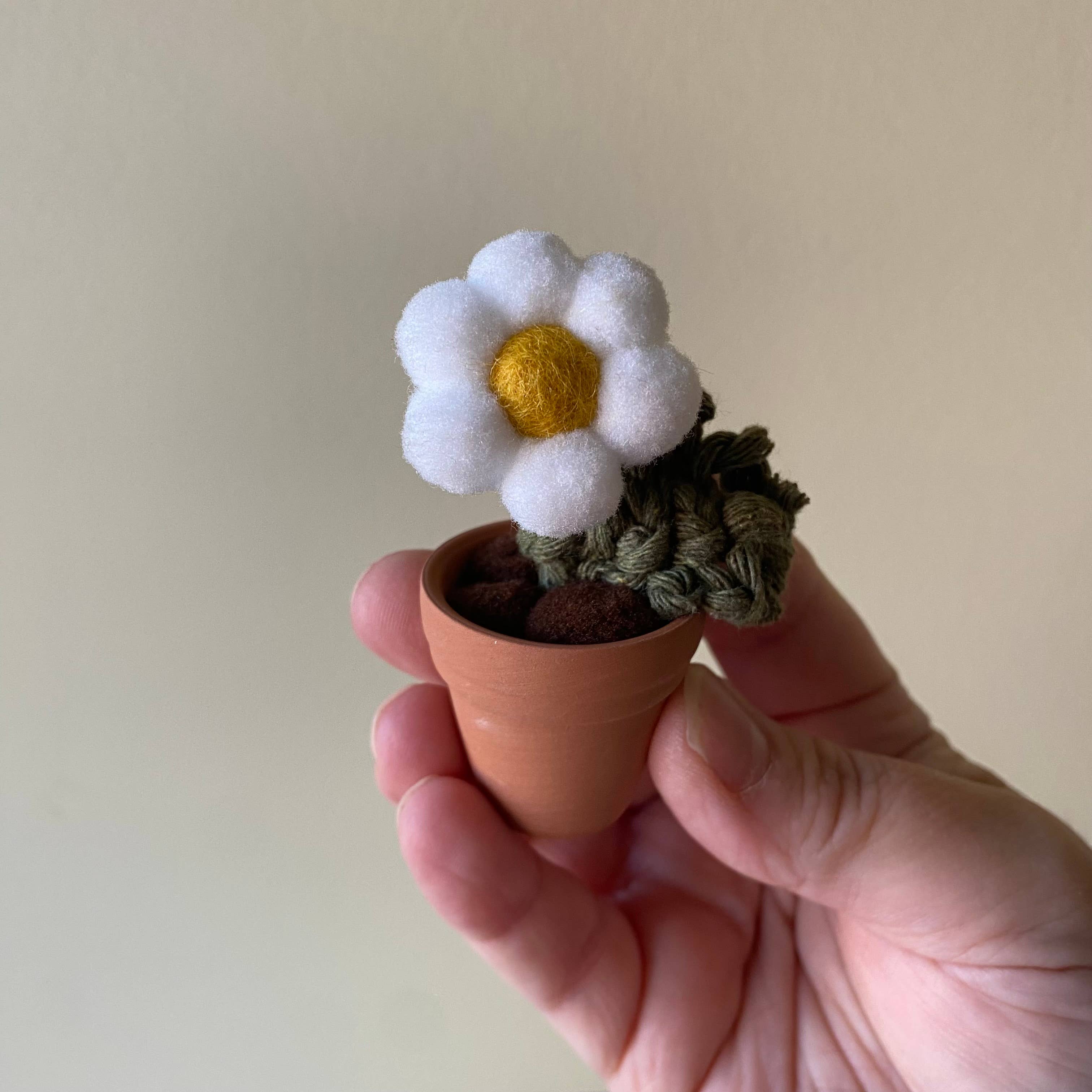 ForgetBKnot - Wholesale Artificial Flowers - Pompom, Felt & Macrame Forever Fibre Flower - Mini2