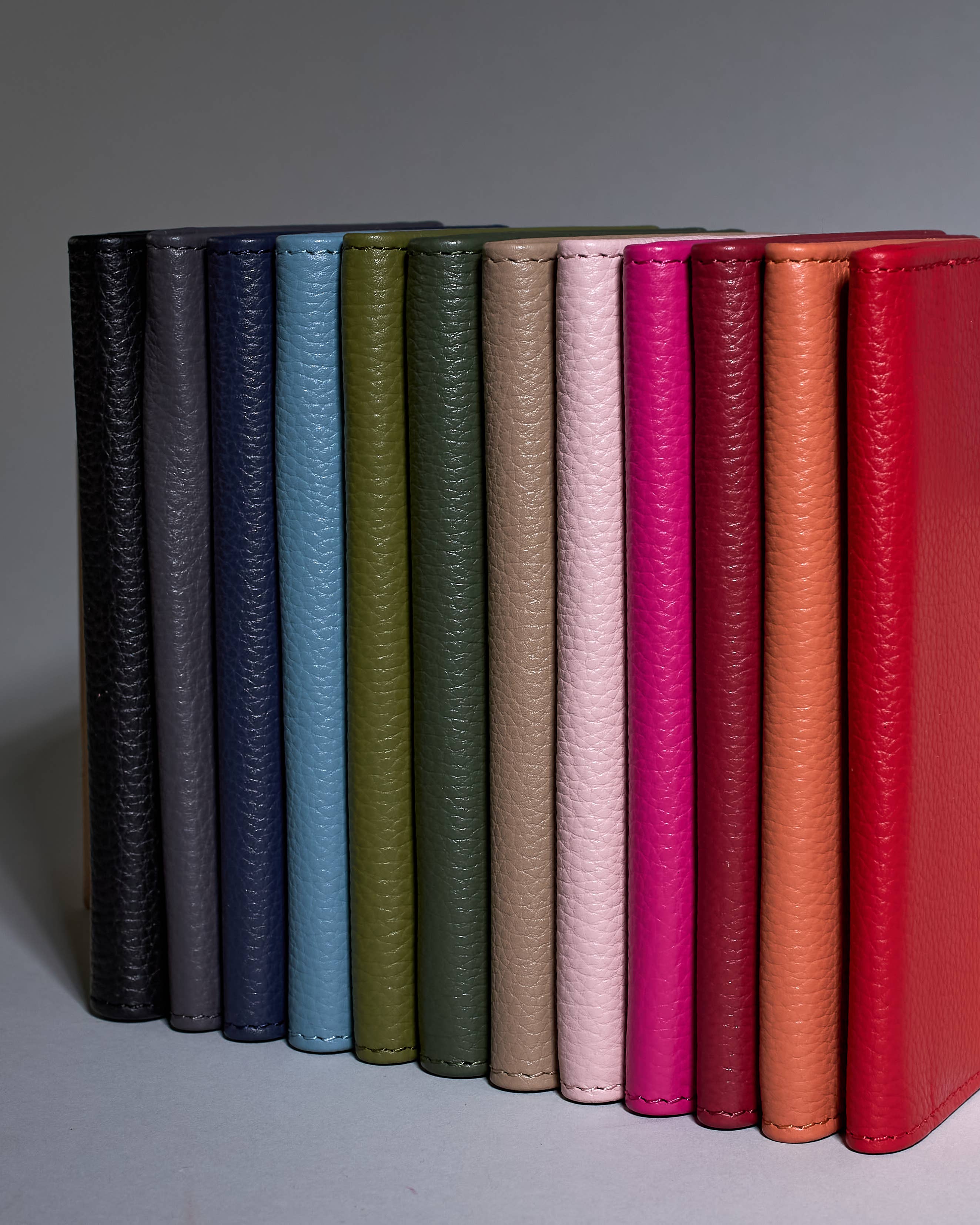 Herzilein-Wien GmbH - Wholesale Passport Case - Women's - Passhülle Leder 5