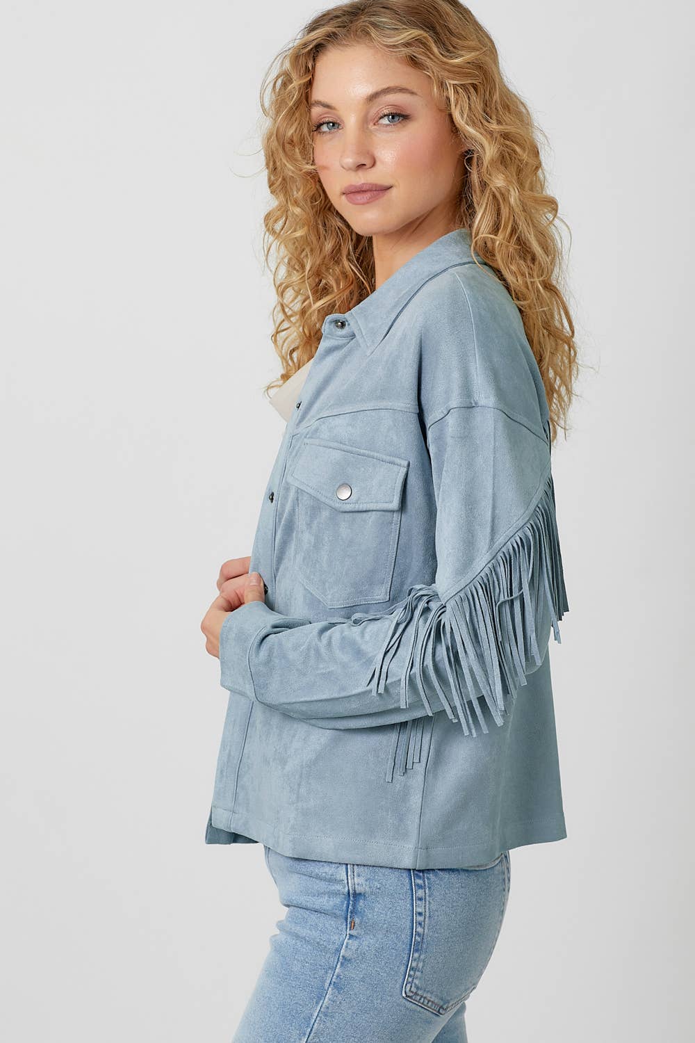 Mystree - Vendita all'ingrosso Giacca a camicia - Donna - 20609 Giacca Camicia in Suede con Dettaglio sul Retro a Frange51