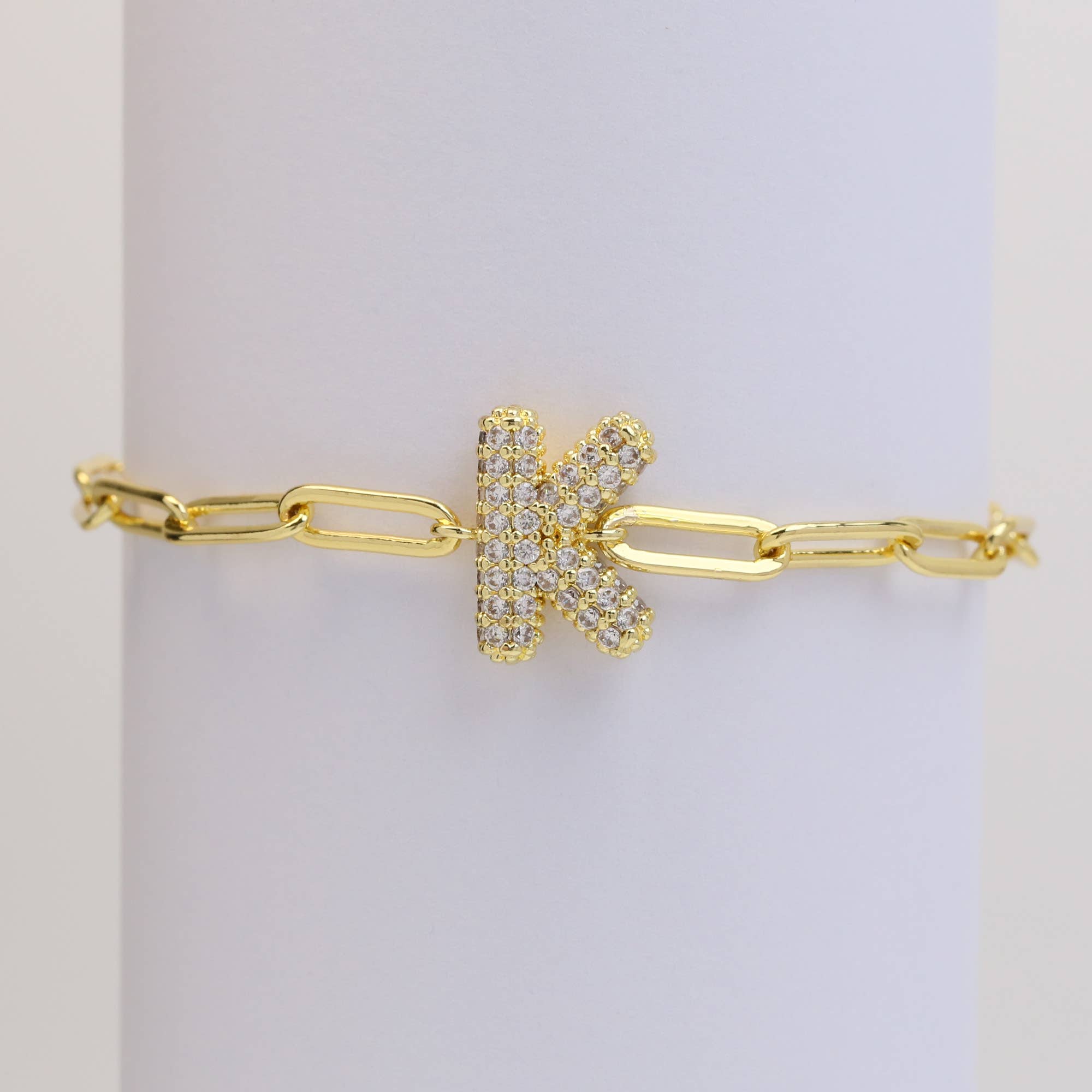 Savvy Bling - Vente Bracelets à breloques/pendentifs - Bracelet à bulles initiales en CZ10