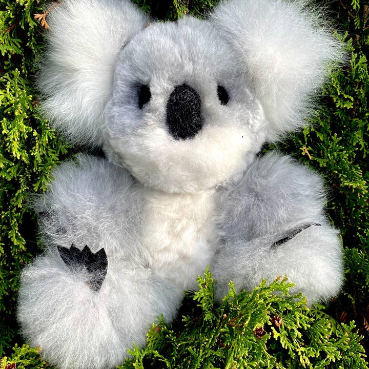 Jouet en fourrure d'alpaga Koala pour la vente par Blossom Inspirations