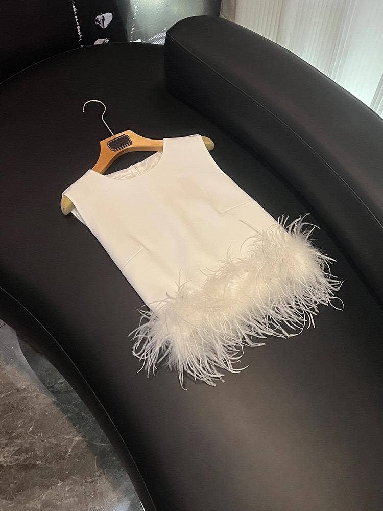 Sanyao Fashion - Wholesale Outerwear Vest - Women's - SY411 White Ostrich Feather Trim Round Neck Sleeveless Top8