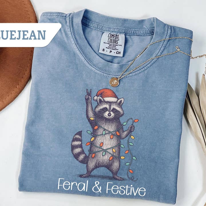 Glaime - Wholesale T-Shirt (Graphic) - Women's - Comfort Colors Raccoon Xmas Shirt ,Raccoon Feral Sweater5