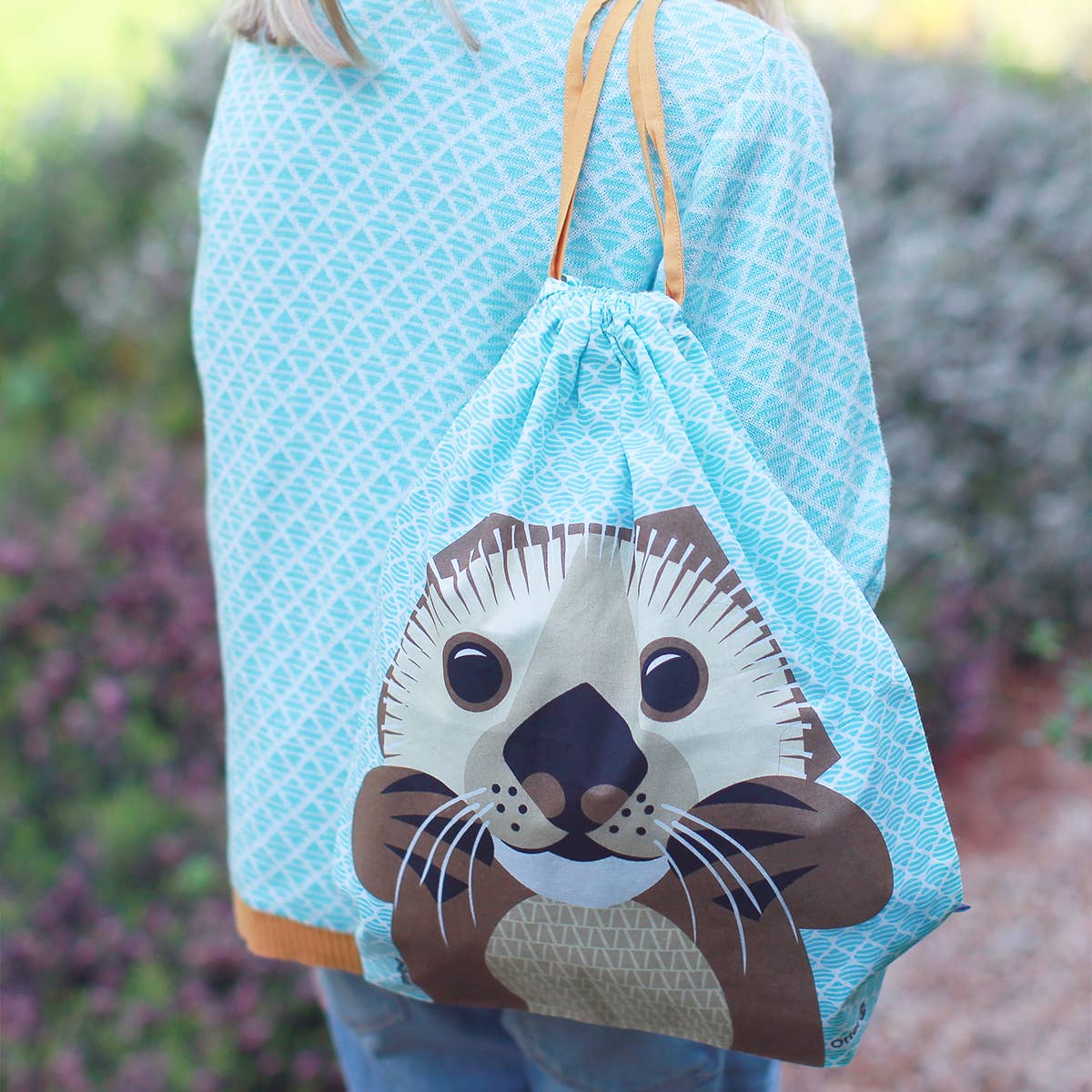 Coq En Pate – wholesale Drawstring bag – kids – Otter children's activity bag4