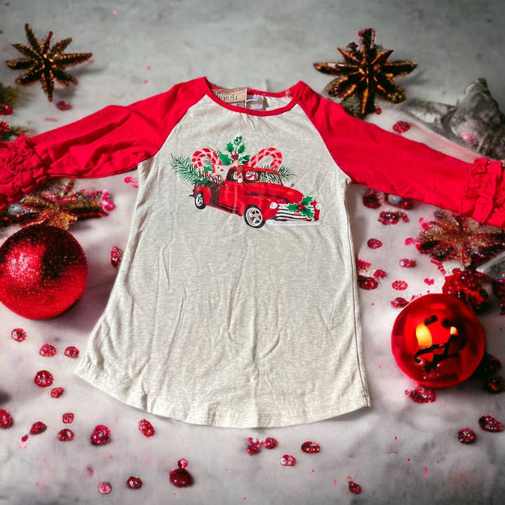 Camisa de manga larga Christmas Truck para venta al por mayor de Jaybird Boutique Co.