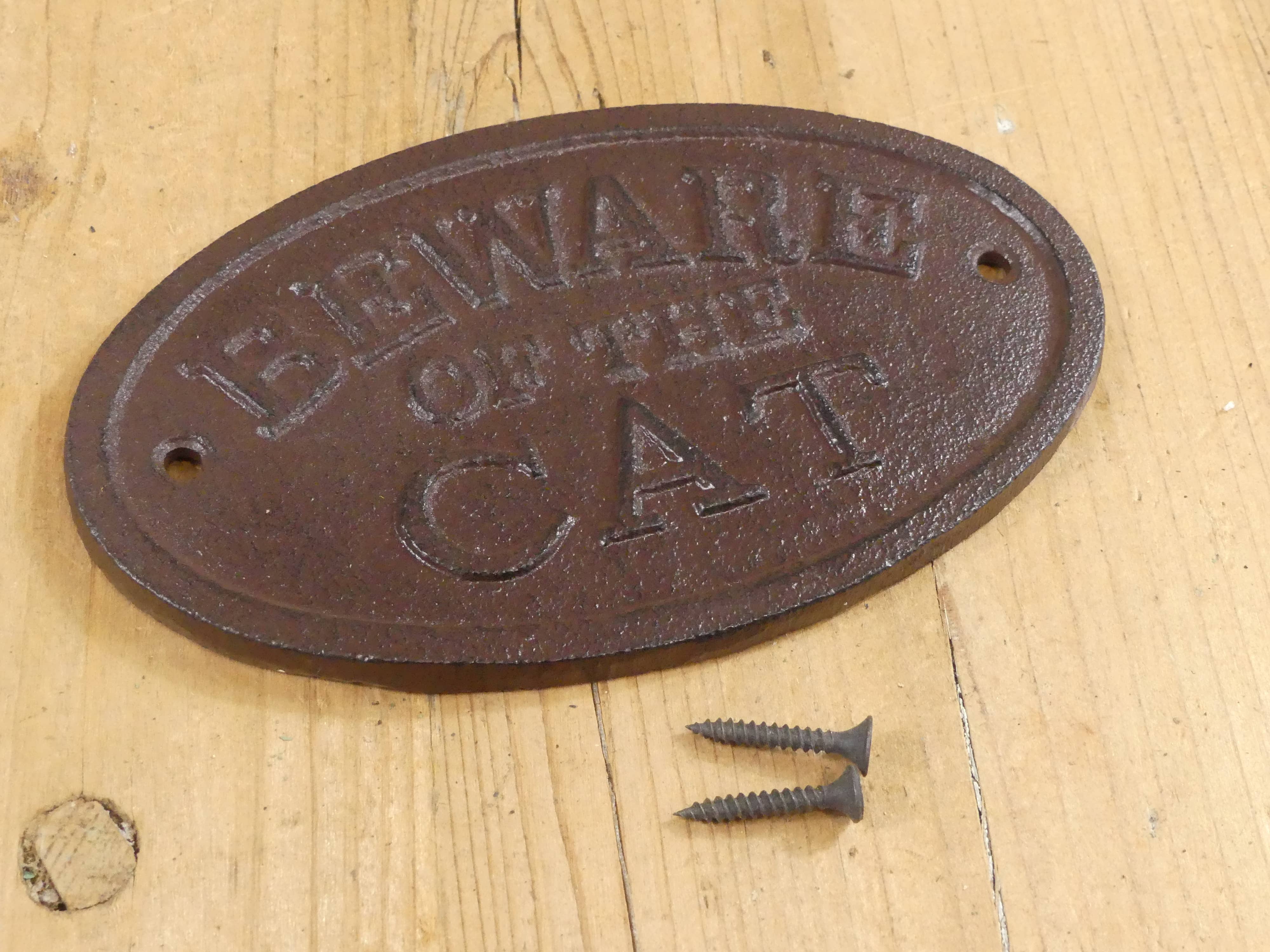 Midwest Craft House - Wholesale Sign - CAST IRON BEWARE OF THE CAT SIGN2