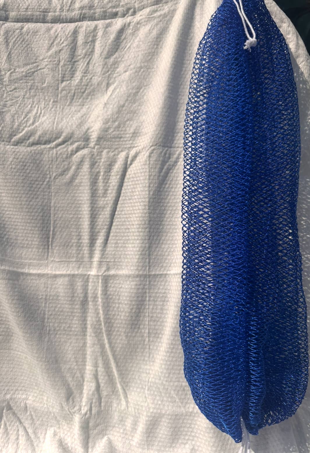 Fiori Essentials&Co – wholesale Bath pouf/sponge – Ghana African net Sponge with nets6