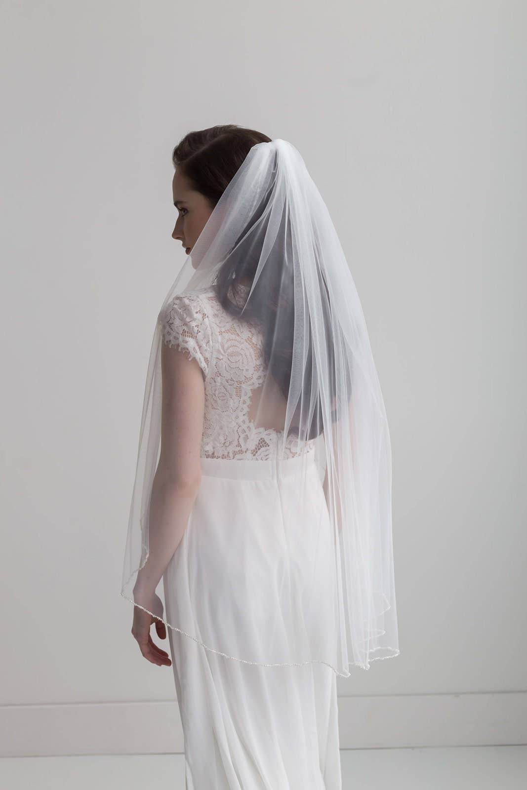 allureweddingjewelry - Wholesale Sluier - Dames - Parel en Kristallen Rand Bruidsluier5