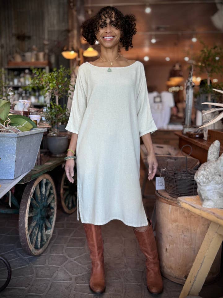 Robe tunique Dotty en naturel pour la vente par The Parlour Handmade