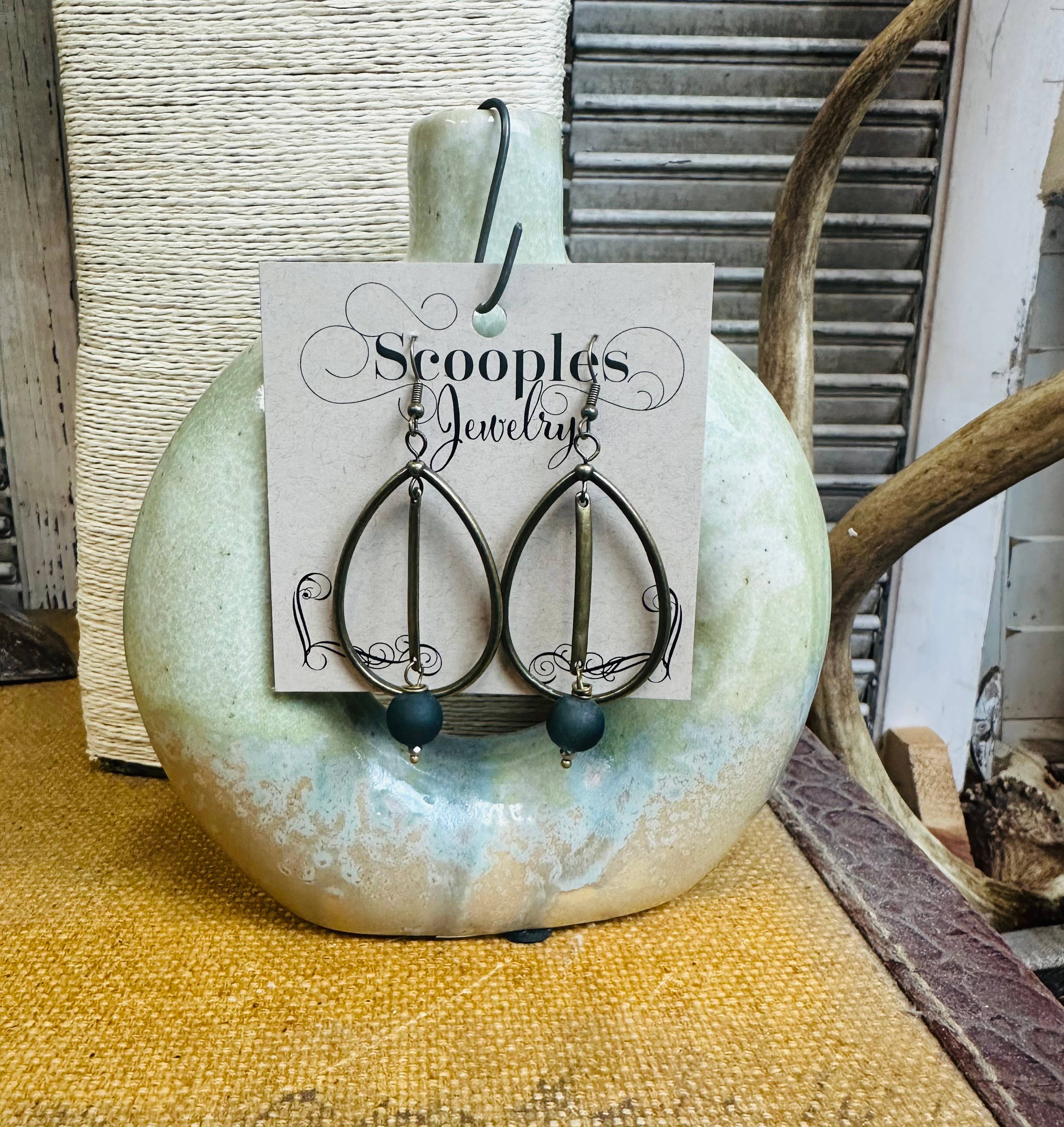 Scooples Jewelry - Venta al por mayor Pendientes de aro - Aro de Bar Ahumado