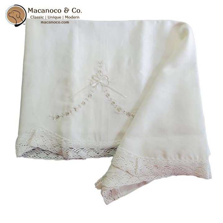 Couverture Yeli Couture - Écru pour la vente par Macanoco and Co.