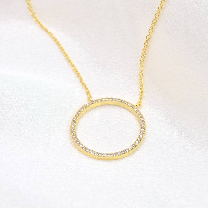 Pave Cirkelhalsband för wholesale av Graceful Jewels co.