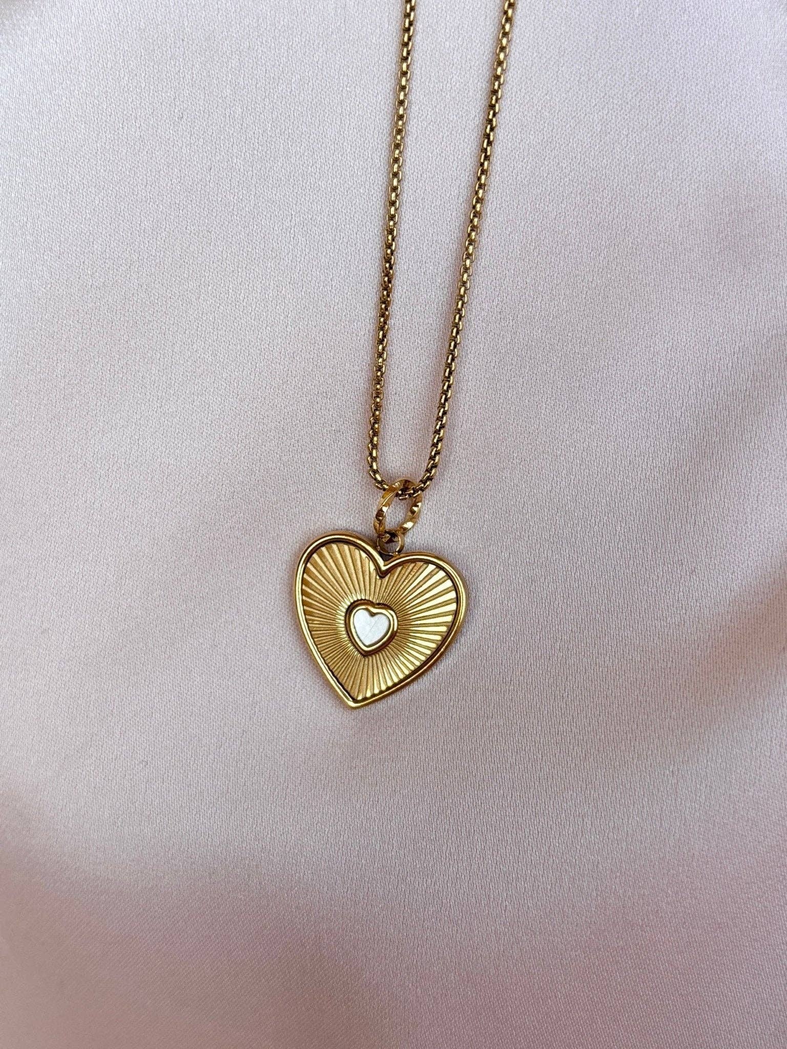 DUESTELLE ITALIA - Vente Colliers à pendentif - Cor - Collier Cœur plaqué or 18K7