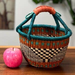 African Market Baskets - Wholesale Basket - G-149A: Mini Round Basket w/Leather Handle = 4 Per Case