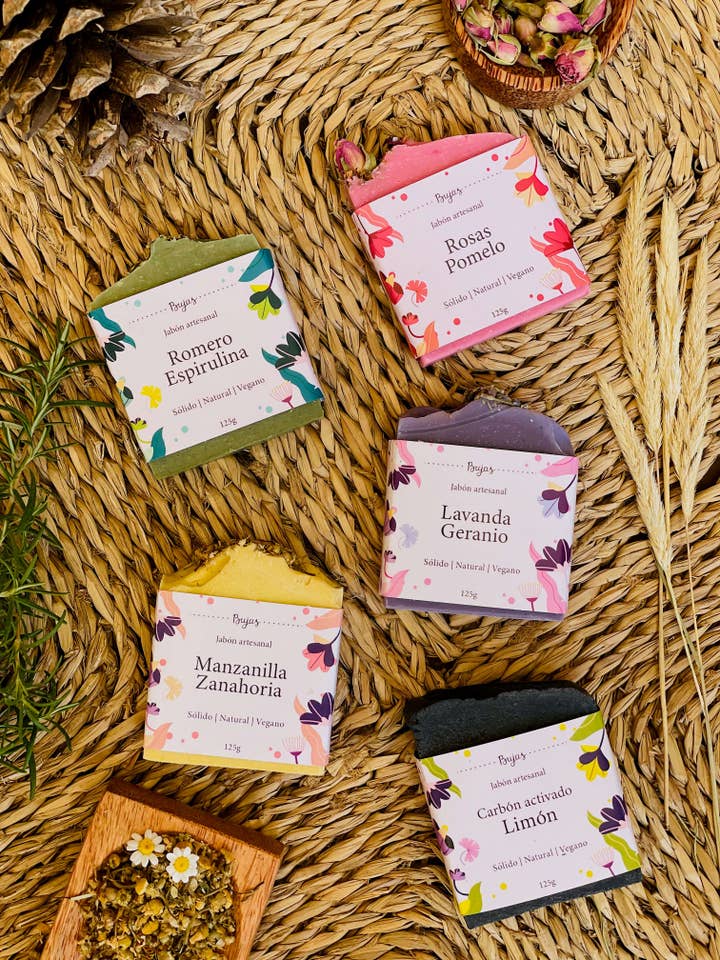 Pack de 10 Jabones naturales y veganos para venta al por mayor de Bujas Market
