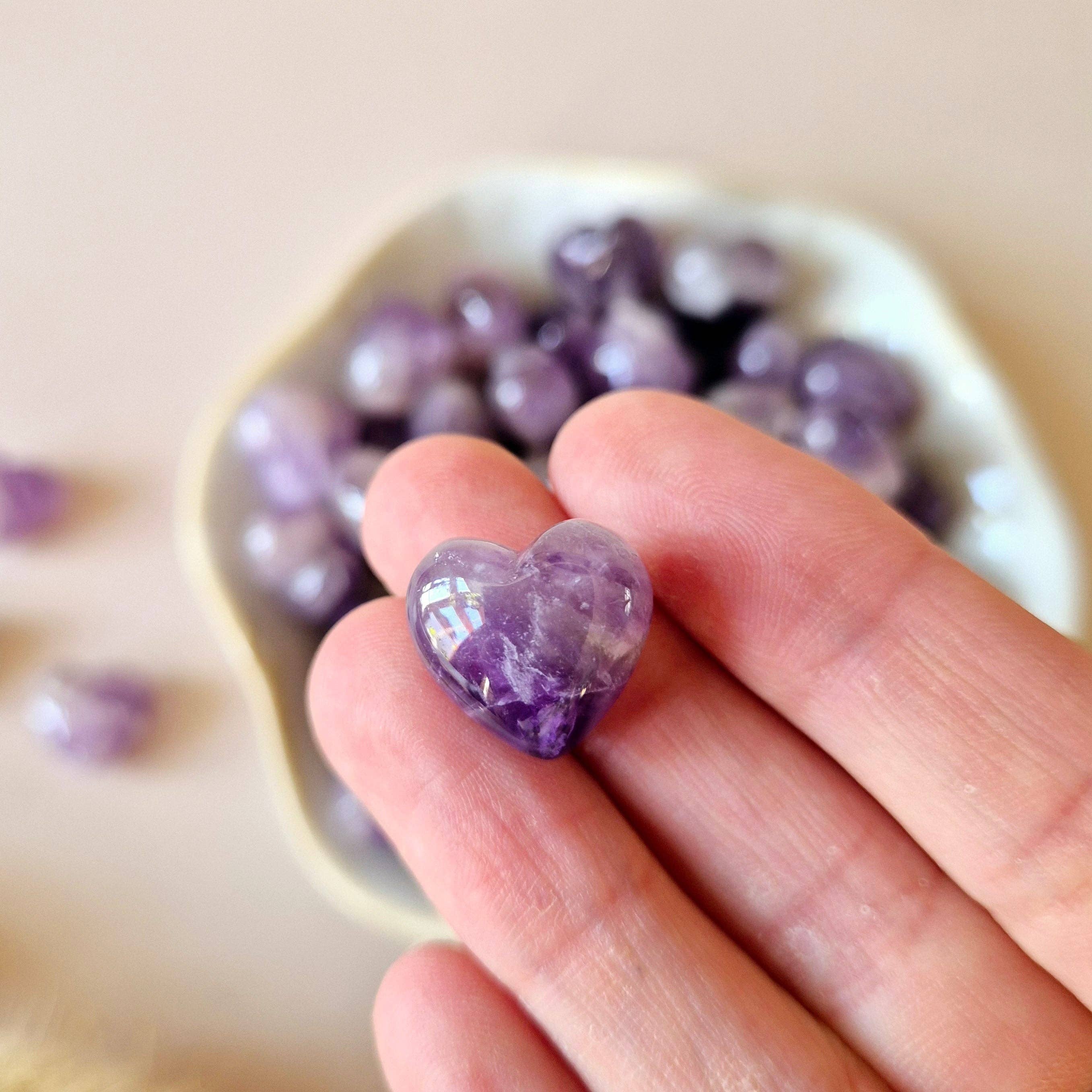 Moonlight Gemstones - Wholesale Spiritual Stone/Crystal - Mini Gemstone Heart Pocket Stone – Dream Amethyst (1.5 cm) for crystal confetti1