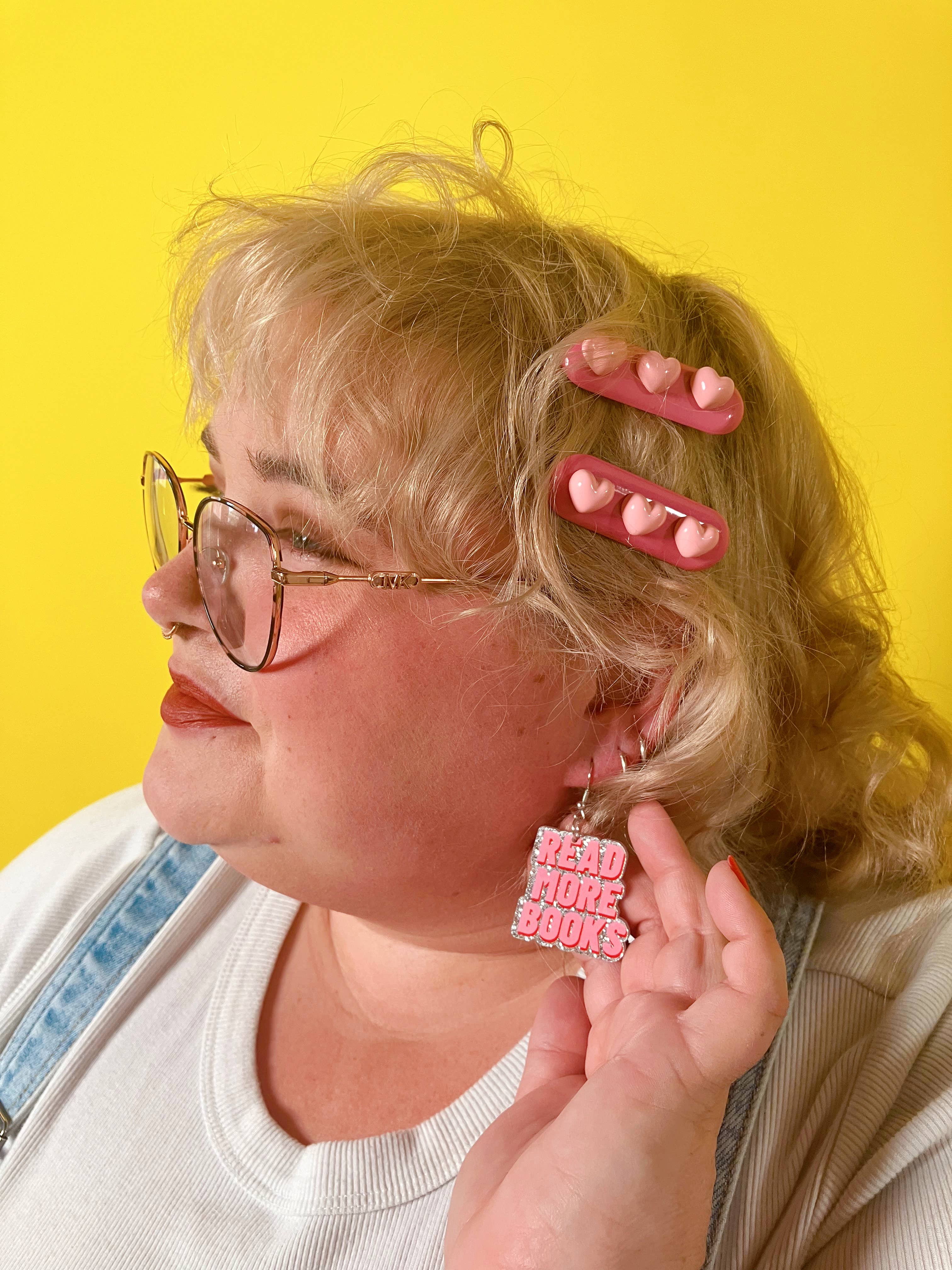 NatterDoodle – Großhandel Ohrhänger – Mehr Bücher lesen Glitzer-Ohrringe, leichte Acryl-Dangle2