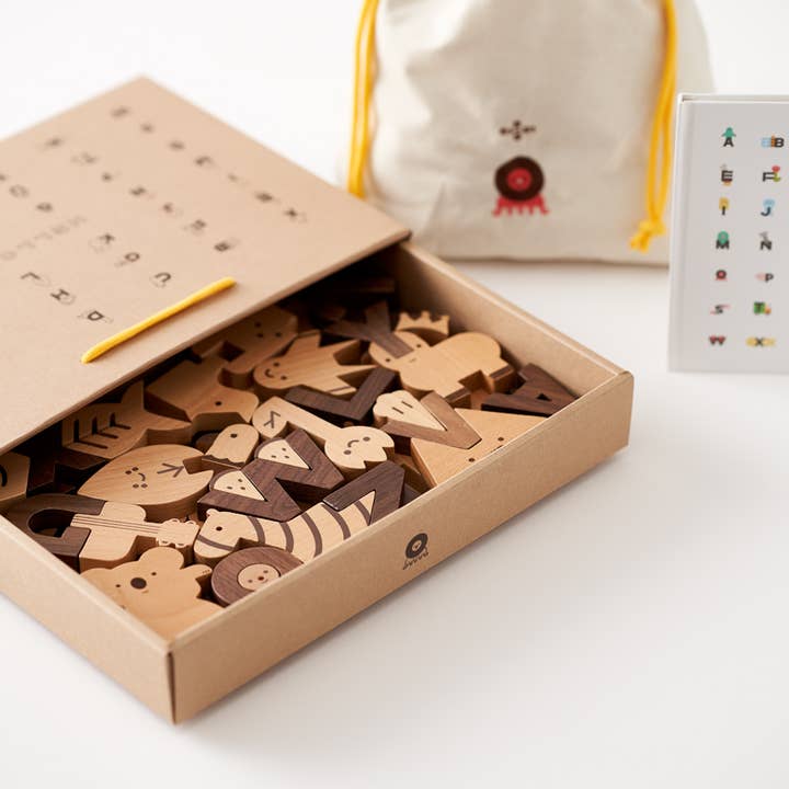 Living Refinery – Großhandel Bauklötze – Kind & Baby – Oioiooi - Alphabet Spielblöcke
